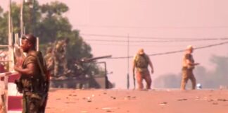 В ЦАР при взрыве фугаса во время проезда военной автоколонны погибли трое граждан России