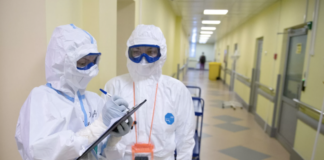 В Москве за сутки выявили 2529 случаев коронавируса