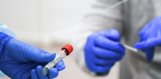 За сутки в России выявили 22 660 случаев коронавируса