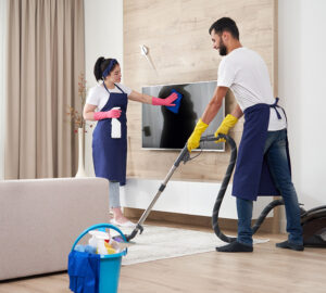 Уборка квартиры после ремонта: преимущества, что входит, к кому обратиться