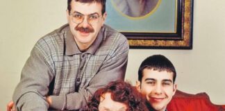 Иван Ургант предался размышлениям о покойной бабушке: «Почему только она меня выбрала?»