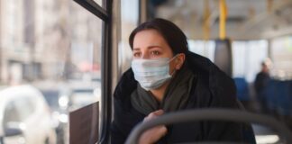 Масочный режим в Омской области продлили до 30 апреля