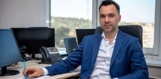 Арестович перечислил три возможных сценария окончания войны с Россией