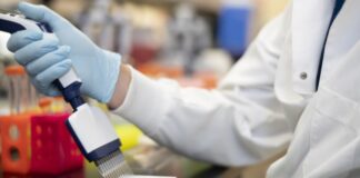 Более 93% случаев заболевания коронавирусом в России приходятся на вариант «омикрон»