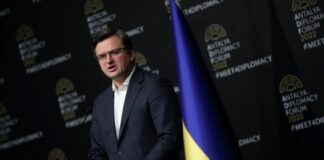 Кулеба ответил Макрону, призвавшему не унижать Россию