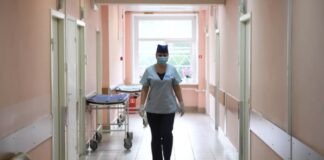 В России за сутки госпитализировали 1291 человека с коронавирусом