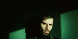 Бумеранг жизни и обращение к россиянам в новой работе Santorin