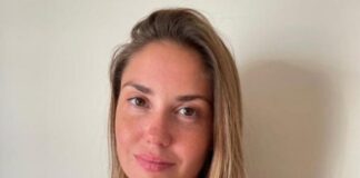 Муцениеце расплакалась после похода в церковь