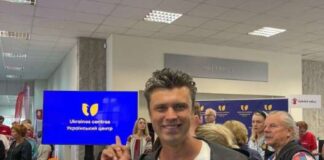 Пианист Хмара в третий раз стал отцом и показал первые фото новорожденного