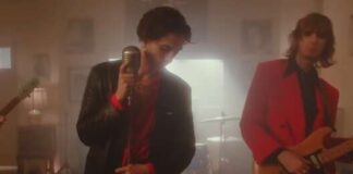 Глэм-рок 1970-х: Måneskin выпустили клип на песню из фильма «Элвис»