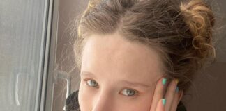 Певица Монеточка родила первенца