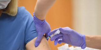 В Тюменской области прокомментировали ход вакцинации от COVID-19