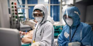 За сутки в России госпитализировали 2232 человека с коронавирусом