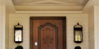 Входные двери: модели, что учесть при покупке