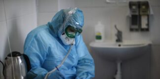 За сутки в России госпитализированы 1330 человек с коронавирусом