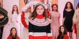 Анна Заклецкая: “Мне досадно, почему украинцы пришли в себя только сейчас”