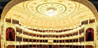 Скандал в Театре им. Леси Украинки: какая драма осталась за кулисами