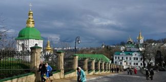 Суд принял решение по иску УПЦ МП в отношении выселения из Лавры