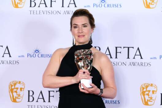 
            Кейт Уинслет и "Монстр: История Джеффри Дамера" – лауреаты BAFTA TV Awards 2023        