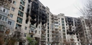 Россия привезла «щедрый подарок» в Северодонецк: жители города показали видео