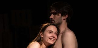 “Королева красоты” в Молодом театре: в Киеве вышел спектакль без табу