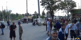 В оккупированном Мариуполе появился «рынок рабов»: опубликовано видео