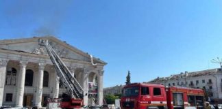 Несмотря на трагедию: в драмтеатре Чернигова планируют начать сезон