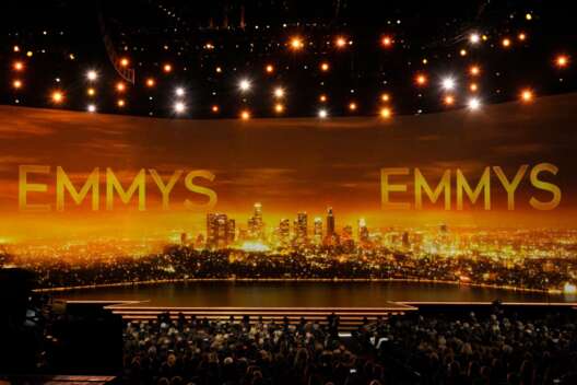 
            Премию "Эмми" перенесли на четыре месяца из‑за забастовок в Голливуде        