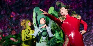 Танец продуктов: в Киеве показали спектакль в формате, которого еще не было