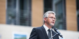 Дипломат Мельник призвал Шольца «творчески» выйти на Путина по вопросу переговоров