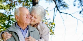 Пенсионеры в Украине могут воспользоваться рядом бесплатных услуг и льгот, о которых часто не знают