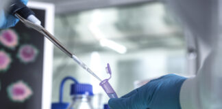 Инфекционист Вознесенский высказался о новом варианте COVID-19