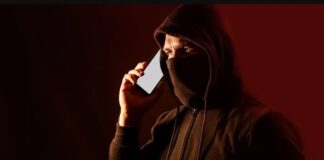 «Провели перерасчет»: мошенники придумали новую схему, как украсть деньги у украинских пенсионеров, – СМИ