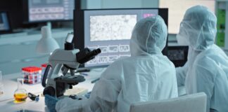 Вирусолог объяснил, чем «стратус» отличается от других штаммов коронавируса