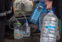 В Донецке усиливается водный кризис: жители грозят ехать «к Путину в Ростов»