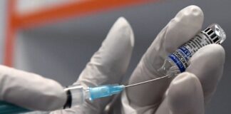 Роспотребнадзор: заболеваемость COVID-19 за неделю снизилась на 7,8%