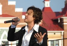 Тайная сила самоиронии: как жёсткое прошлое сделало Шаляпина самым обсуждаемым артистом года