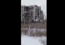 «80% квартир сгорели, осталось 20 человек», – жители Угледара показали уничтоженный Россией город