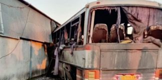 Оккупанты убили 15 человек на Днепропетровщине, ударив по автобусу с шахтерами